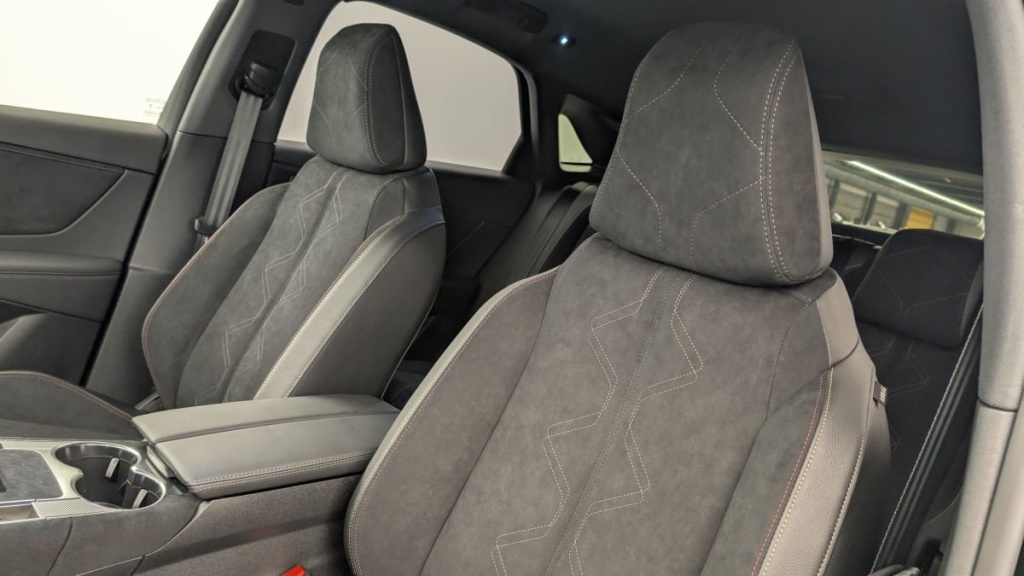 DS DS7 BlueHDi 130 EAT8 Pallas - ref: 1-355381 - Photo 16