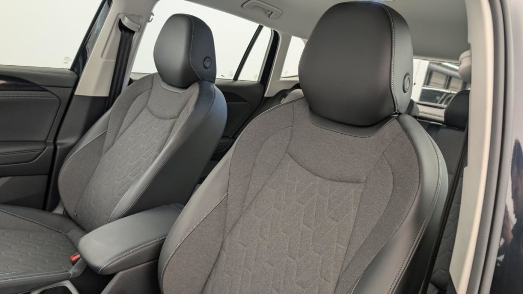 VOLKSWAGEN Tiguan 2.0 TDI 150ch DSG7 Life Plus - ref: 1-355462 - Photo 16