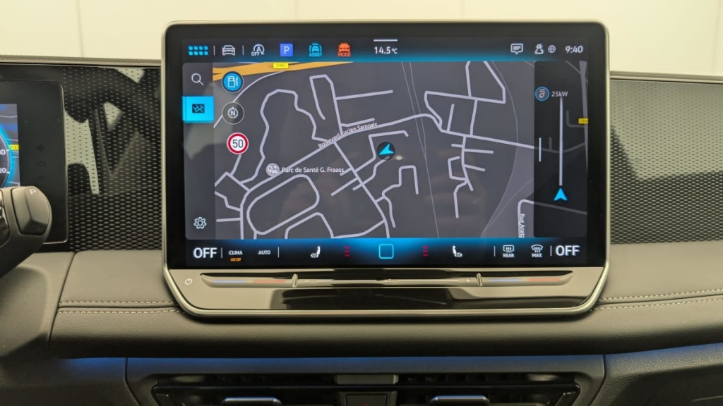 VOLKSWAGEN Tiguan 2.0 TDI 150ch DSG7 Life Plus - ref: 1-355462 - Photo 17