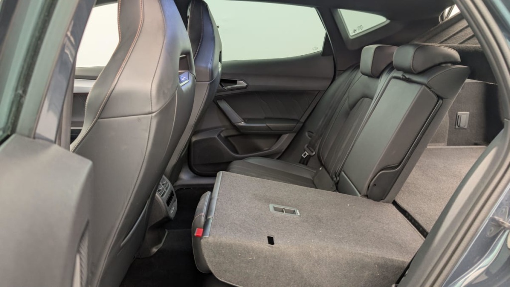 CUPRA Formentor 1.4 e-HYBRID 204 ch DSG6 V - ref: 1-355472 - Photo 12