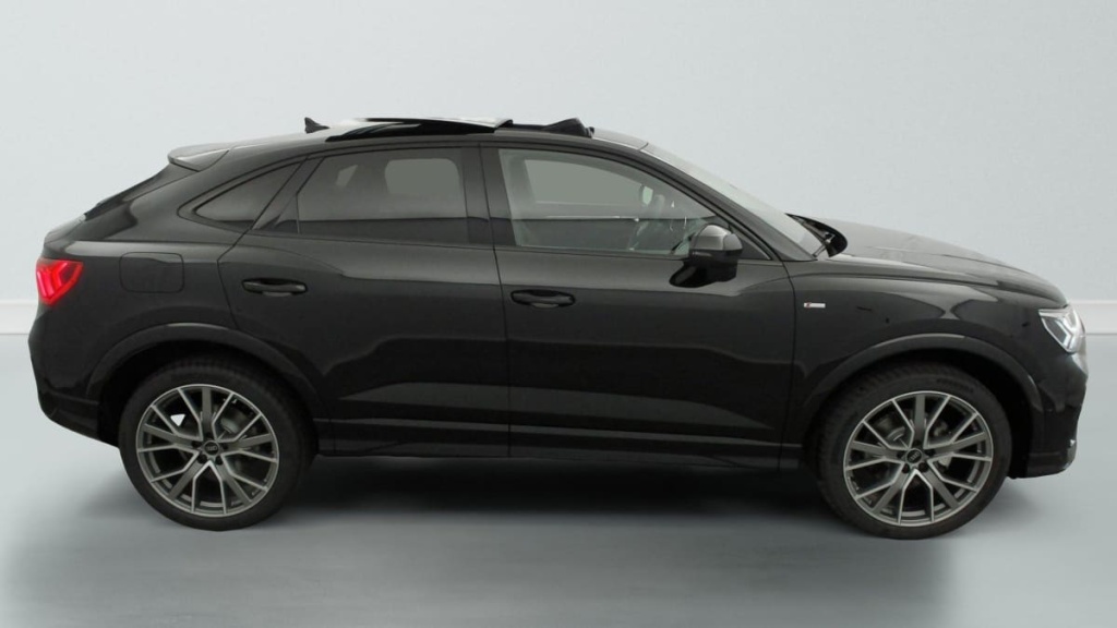 AUDI Q3 Sportback 35 TDI 150 ch S tronic 7 S line plus - ref: 1-355541 - Photo 8