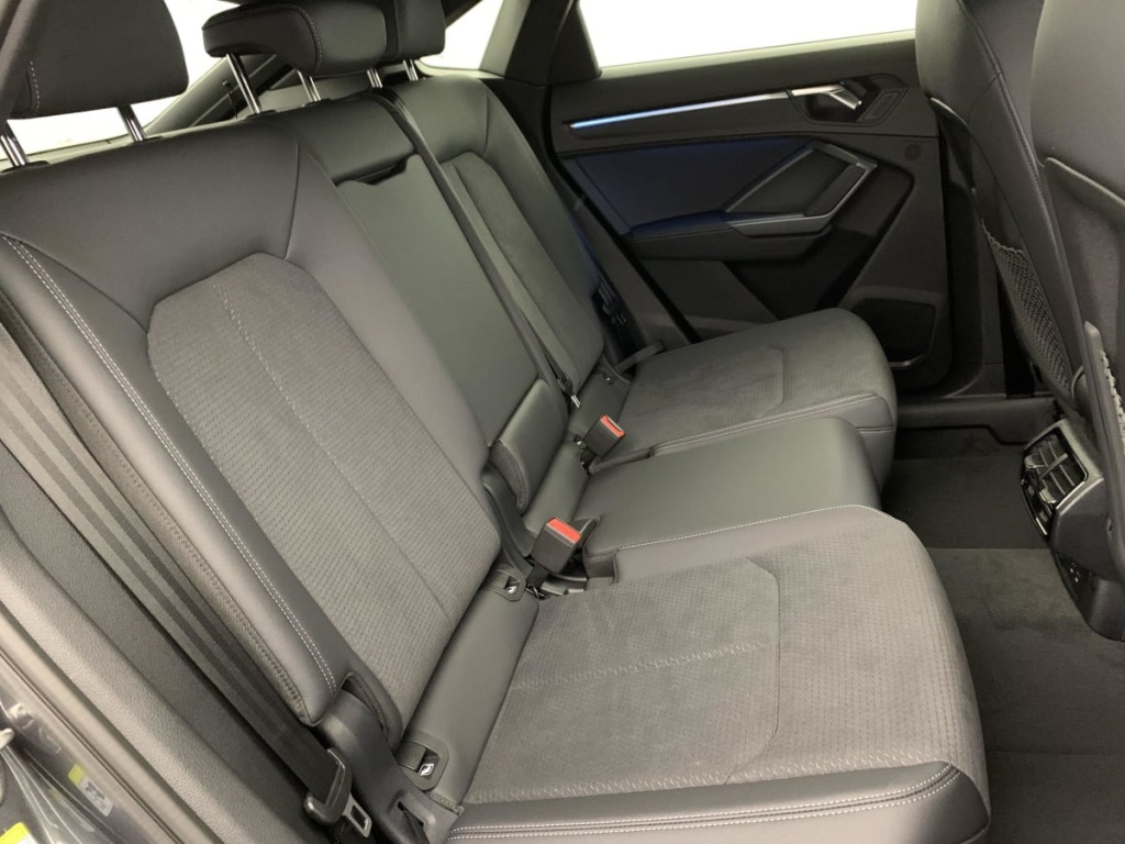 AUDI Q3 Sportback 35 TDI 150 ch S tronic 7 S line plus - ref: 1-355544 - Photo 10