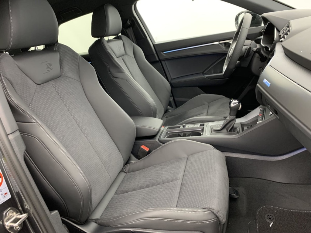 AUDI Q3 Sportback 35 TDI 150 ch S tronic 7 S line plus - ref: 1-355544 - Photo 9