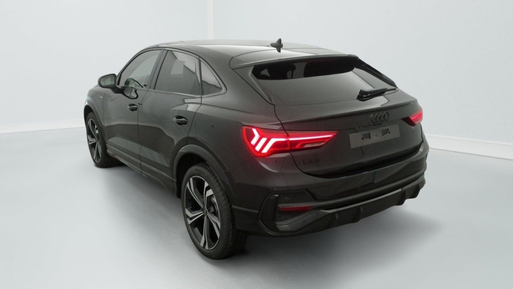 AUDI Q3 Sportback 35 TDI 150 ch S tronic 7 S line plus - ref: 1-355546 - Photo 5