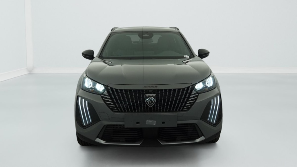 PEUGEOT 2008 Hybrid 145 e-DCS6 Allure - ref: 1-355676 - Photo 2