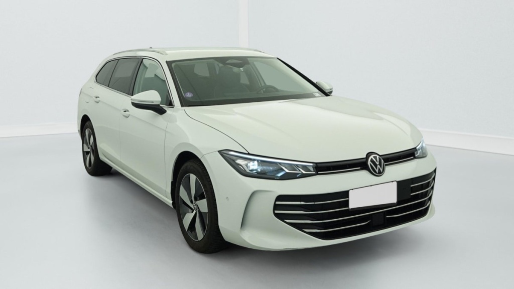 VOLKSWAGEN Passat SW 1.5 ETSI OPF 150 DSG7 LIFE PLUS - ref: 1-355753 - Photo 1