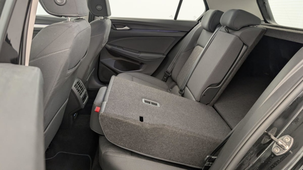 VOLKSWAGEN Golf 1.5 ETSI EVO2 116 DSG7 LIFE PLUS - ref: 1-355782 - Photo 12