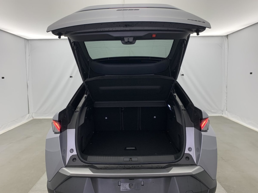 PEUGEOT 3008 Hybrid 145 e-DCS6 GT - ref: 1-355877 - Photo 9