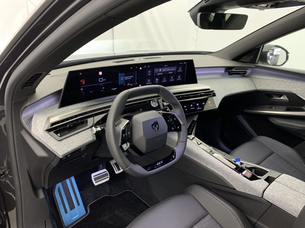 PEUGEOT 3008 Hybrid 145 e-DCS6 GT - ref: 1-355896 - Photo 15