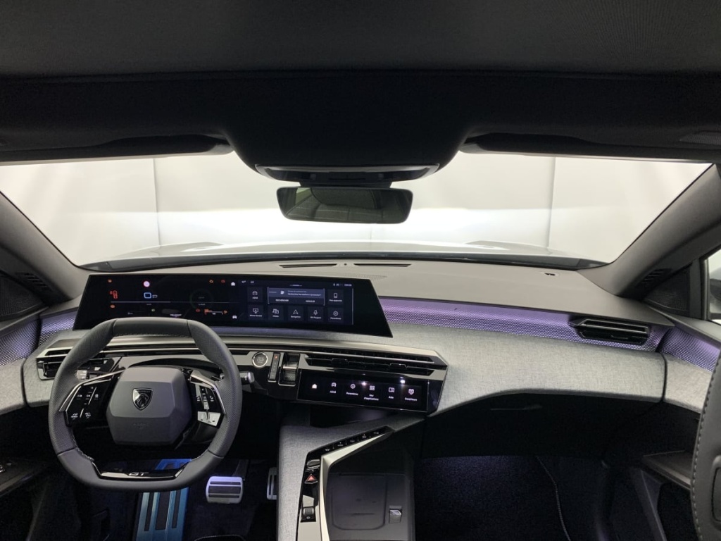 PEUGEOT 3008 Hybrid 145 e-DCS6 GT - ref: 1-355899 - Photo 13