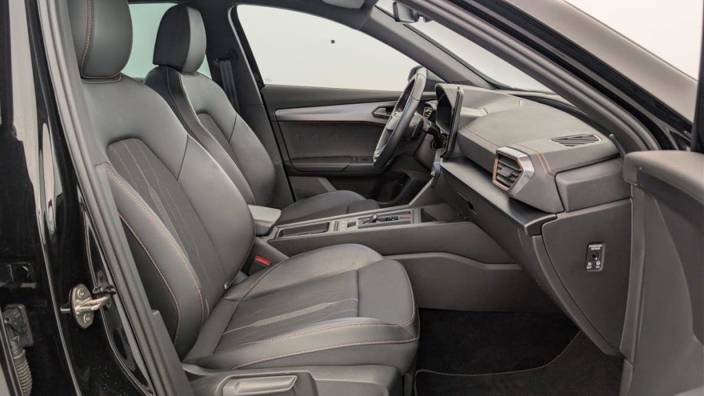 CUPRA Formentor 1.4 e-HYBRID 204 ch DSG6 V - ref: 1-356256 - Photo 9