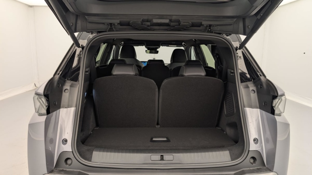 PEUGEOT 5008 Hybrid 145 e-DCS6 GT - ref: 1-356957 - Photo 11