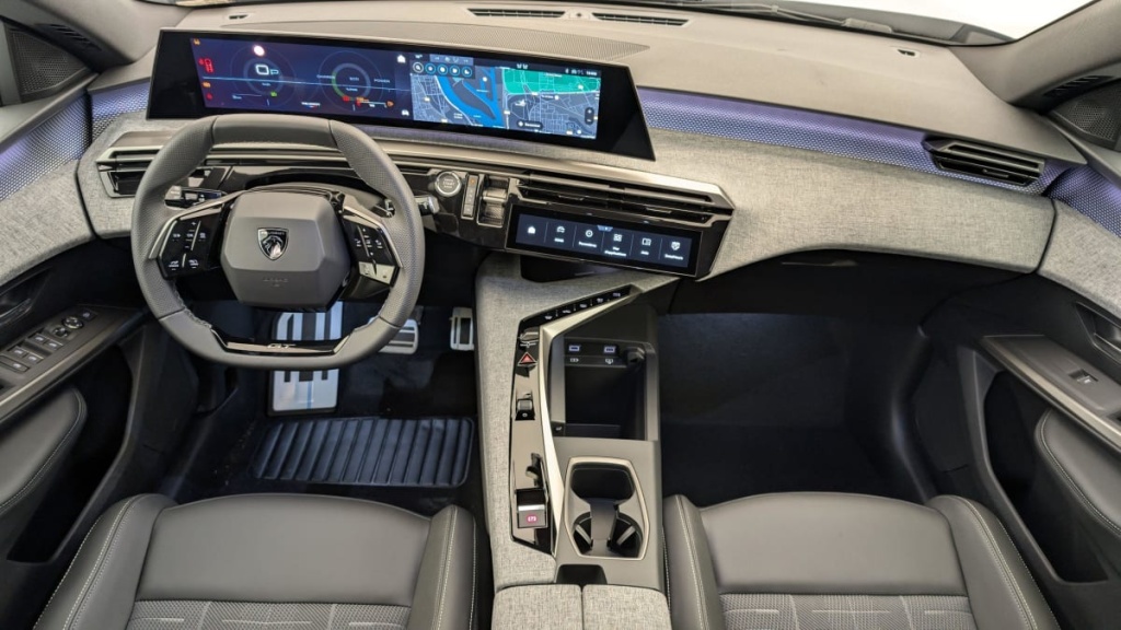PEUGEOT 5008 Hybrid 145 e-DCS6 GT - ref: 1-356958 - Photo 13