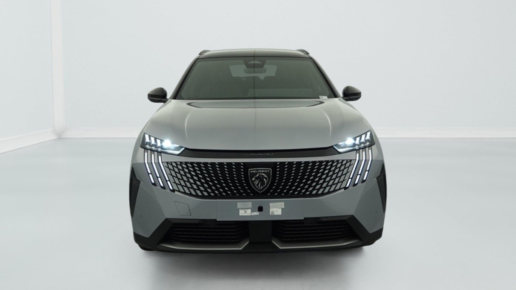 PEUGEOT 5008 Hybrid 145 e-DCS6 GT - ref: 1-356958 - Photo 2