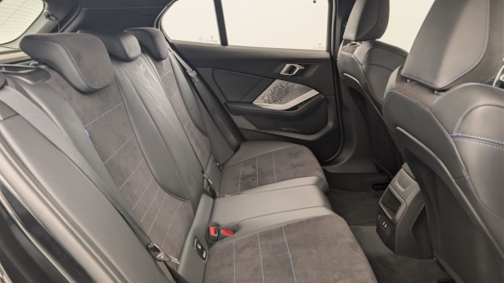 BMW Serie 1 120d 163 ch DKG7 M Sport - ref: 1-357057 - Photo 10