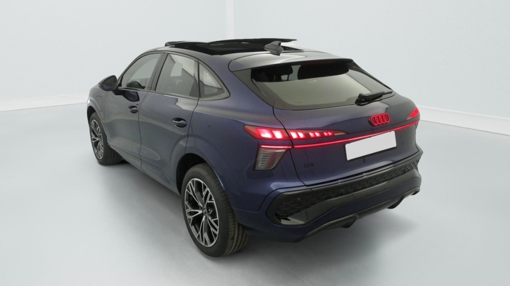 AUDI Q3 Sportback E-HYBRID 272 CH S TRONIC 6 S LINE - ref: 1-357210 - Photo 5
