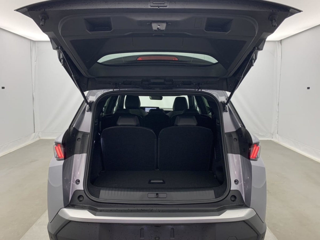 PEUGEOT 5008 Hybrid 145 e-DCS6 Allure - ref: 1-357350 - Photo 12
