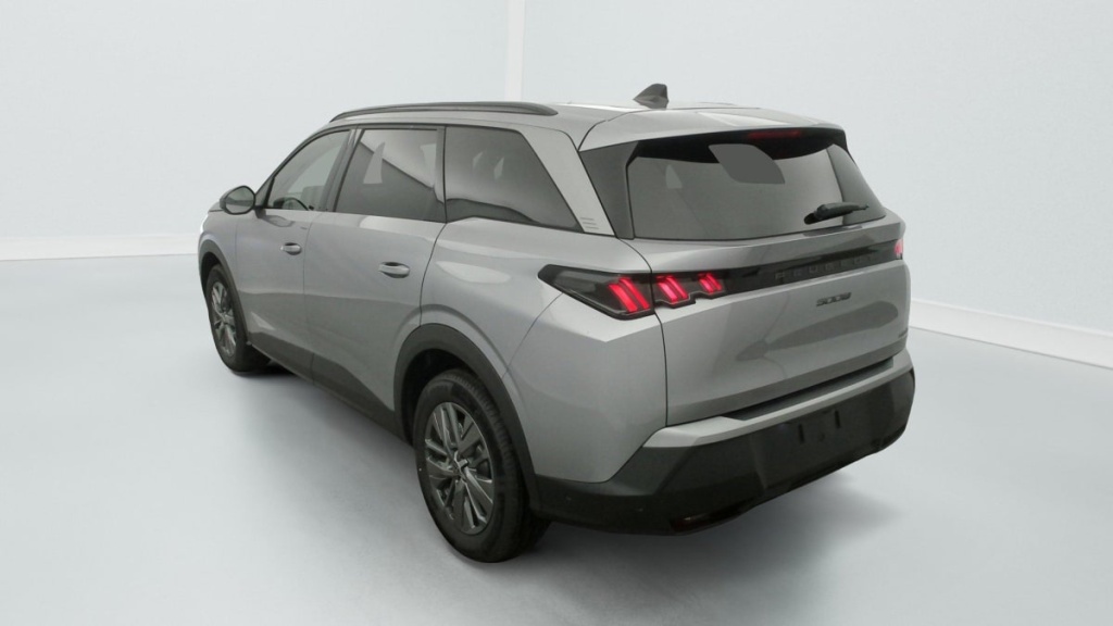 PEUGEOT 5008 Hybrid 145 e-DCS6 Allure - ref: 1-357350 - Photo 5