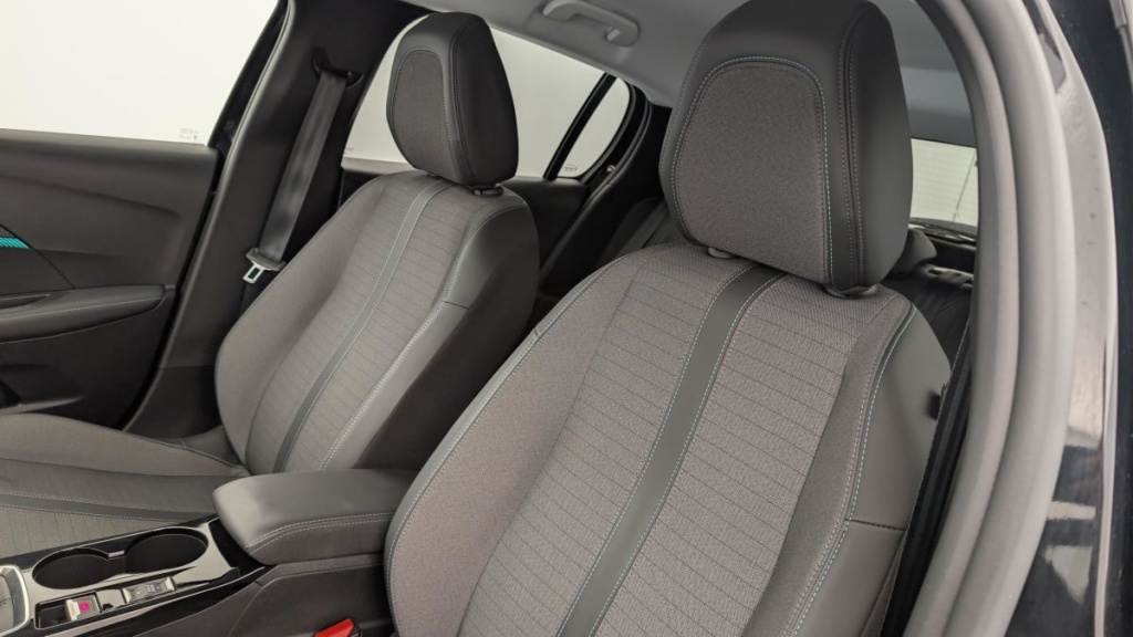 PEUGEOT 208 PureTech 100 S S BVM6 Allure - ref: 1-357664 - Photo 16