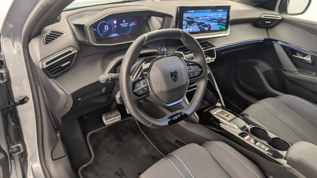 PEUGEOT 208 Hybrid 136 e-DCS6 GT - ref: 1-357677 - Photo 15