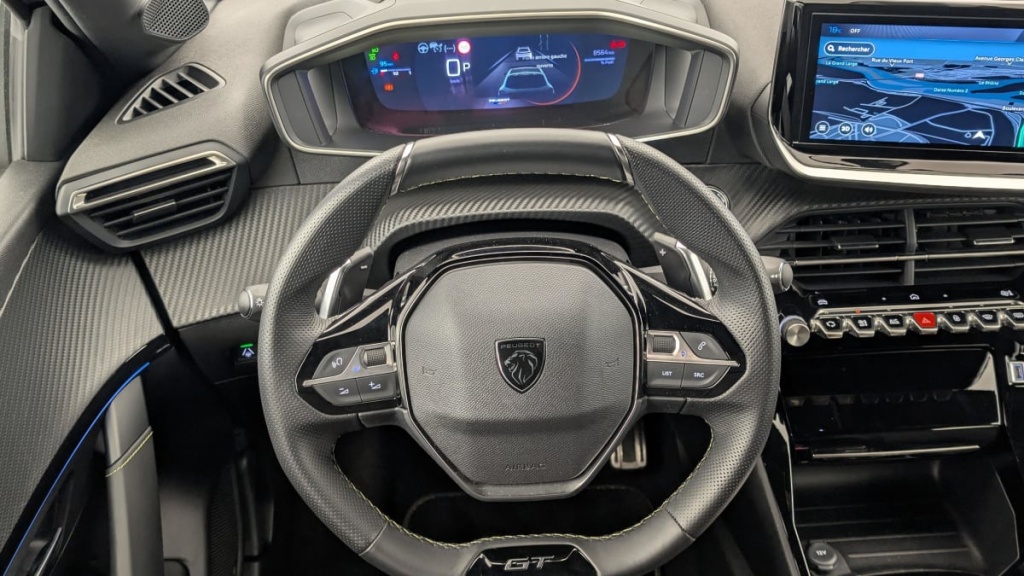 PEUGEOT 208 Hybrid 136 e-DCS6 GT - ref: 1-357679 - Photo 14