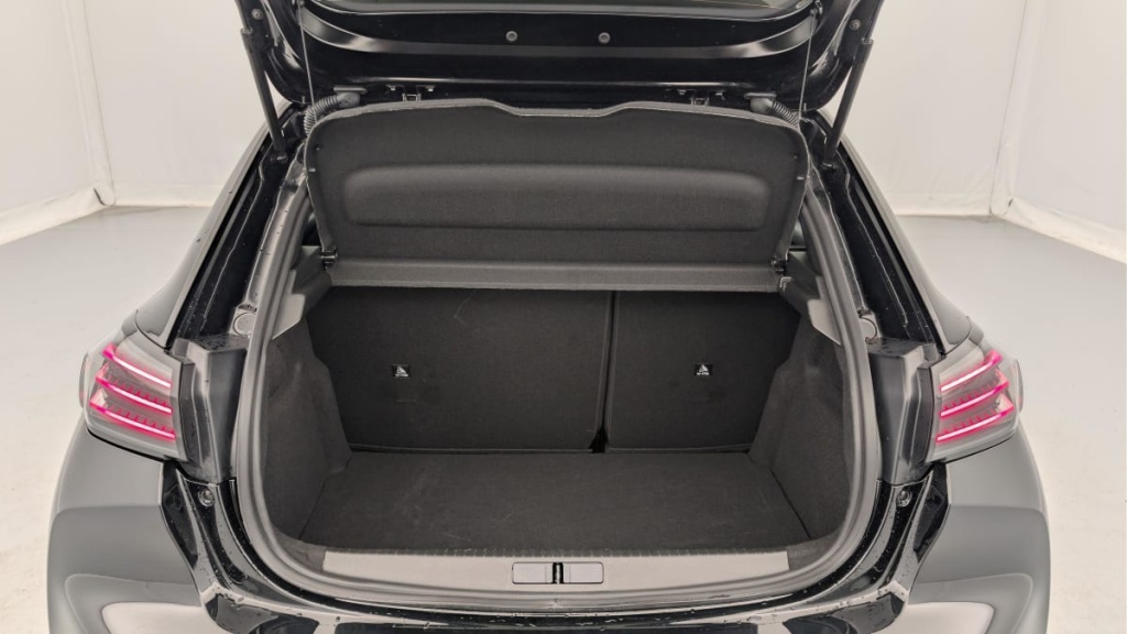 PEUGEOT 208 Hybrid 136 e-DCS6 GT - ref: 1-357694 - Photo 11