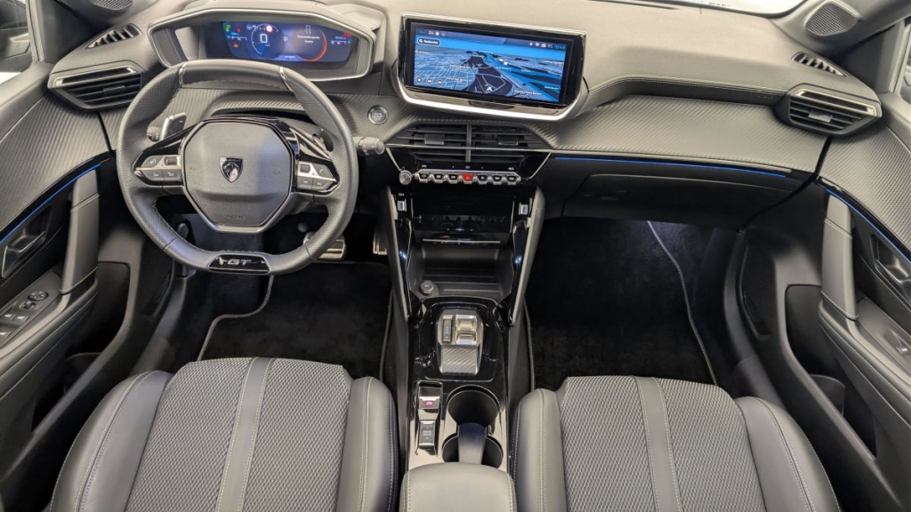 PEUGEOT 208 Hybrid 136 e-DCS6 GT - ref: 1-357694 - Photo 13