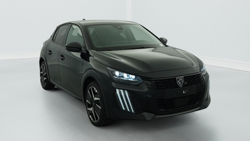 PEUGEOT 208 Hybrid 136 e-DCS6 GT - ref: 1-357695 - Photo 1