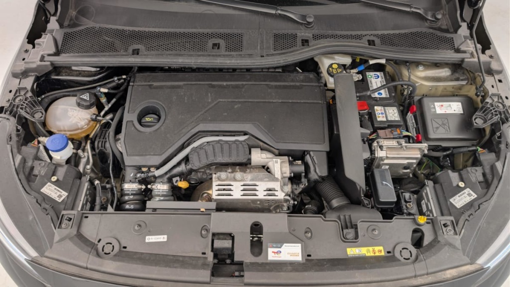 PEUGEOT 208 Hybrid 136 e-DCS6 GT - ref: 1-357695 - Photo 20