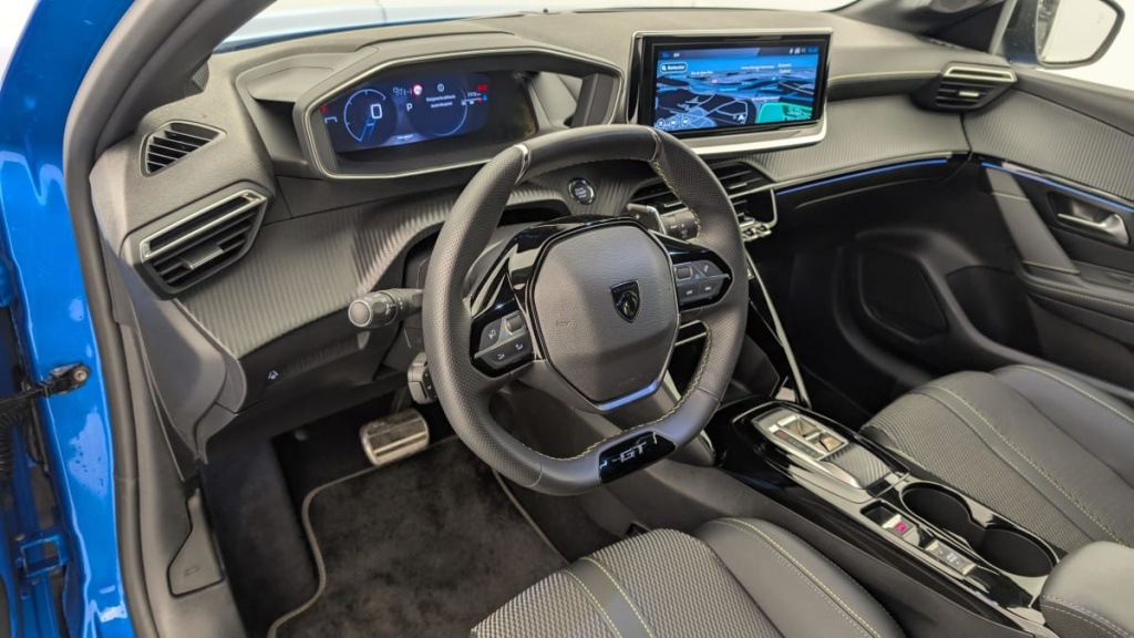 PEUGEOT 208 Hybrid 136 e-DCS6 GT - ref: 1-357703 - Photo 15