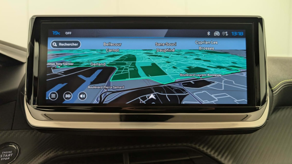 PEUGEOT 208 Hybrid 136 e-DCS6 GT - ref: 1-357704 - Photo 17