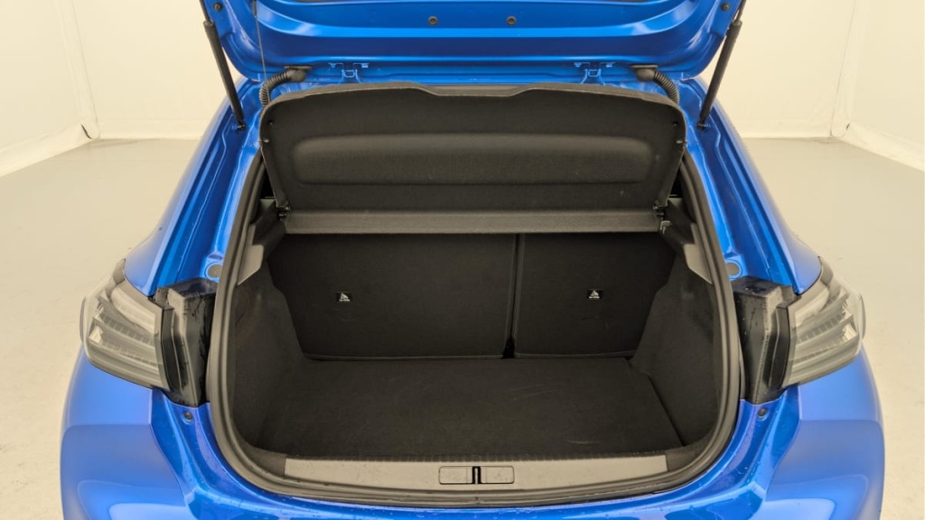 PEUGEOT 208 Hybrid 136 e-DCS6 GT - ref: 1-357705 - Photo 11