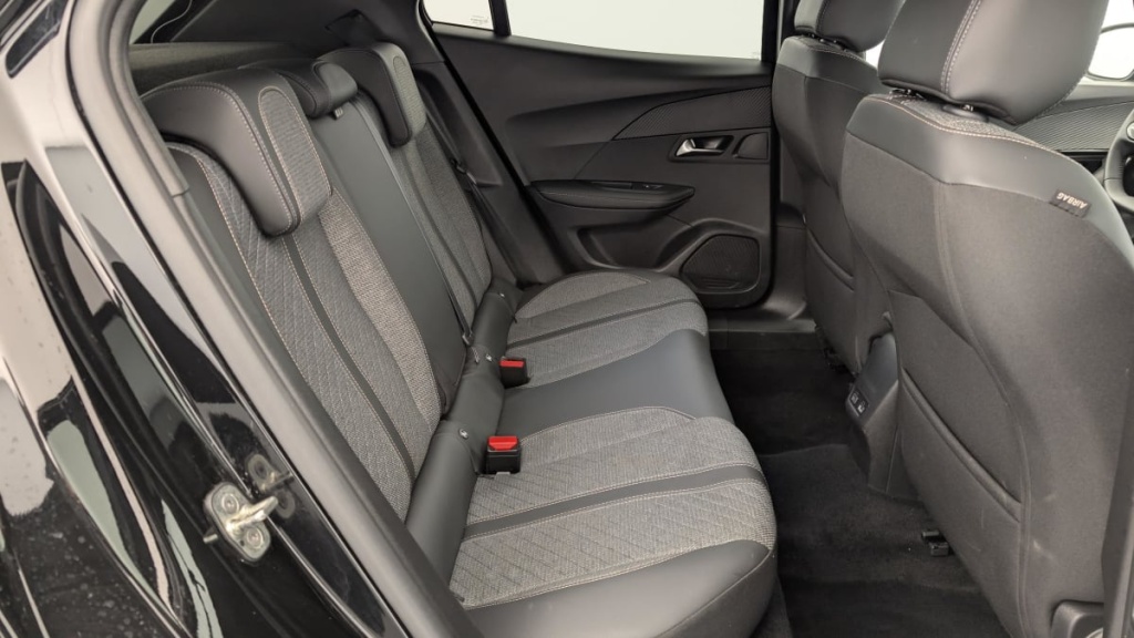 PEUGEOT 2008 PureTech 100 S S BVM6 Allure - ref: 1-357714 - Photo 10