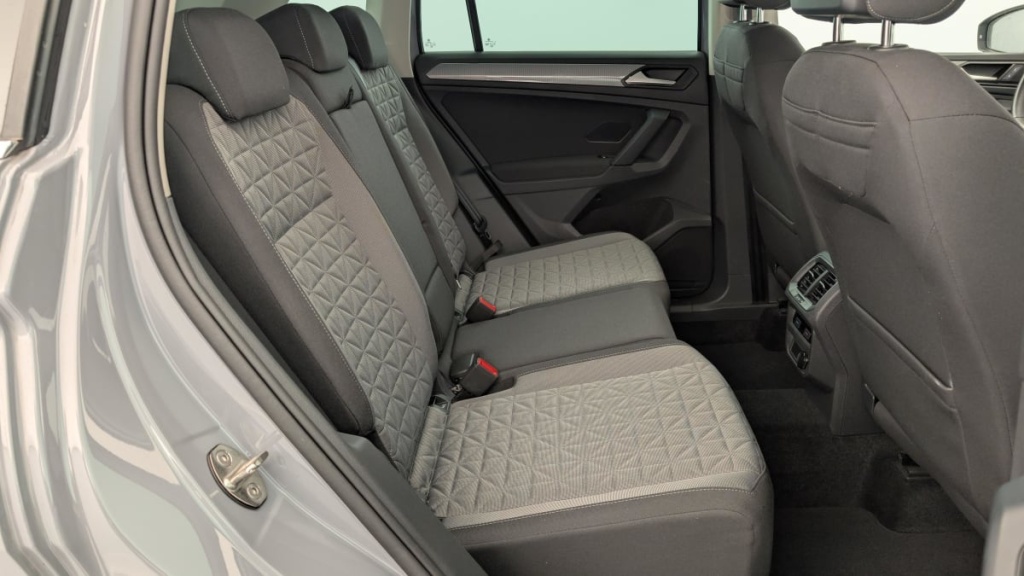 VOLKSWAGEN Tiguan 1.5 TSI 150ch BVM6 Life - ref: 1-357752 - Photo 10