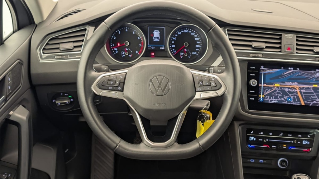 VOLKSWAGEN Tiguan 1.5 TSI 150ch BVM6 Life - ref: 1-357752 - Photo 14