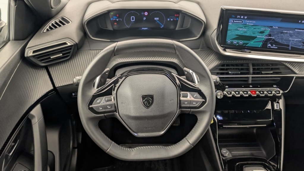 PEUGEOT 2008 PureTech 130 S S EAT8 Allure - ref: 1-357756 - Photo 14