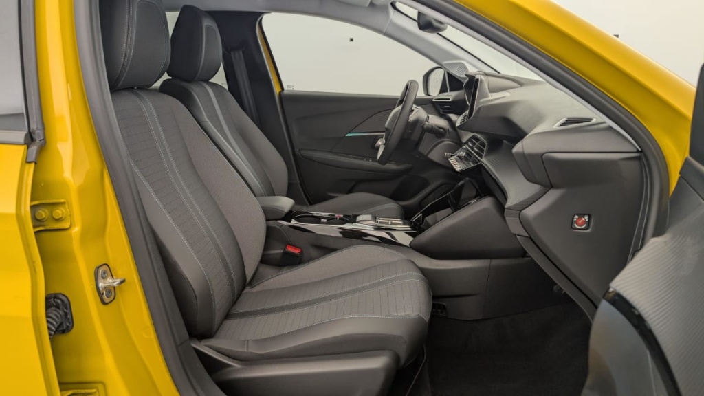 PEUGEOT 208 50 KWH 136CH ALLURE - ref: 1-357809 - Photo 9