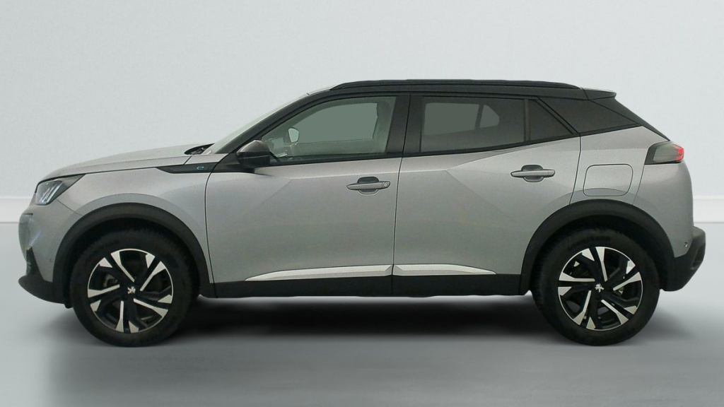 PEUGEOT 2008 136 ch GT - ref: 1-357811 - Photo 4