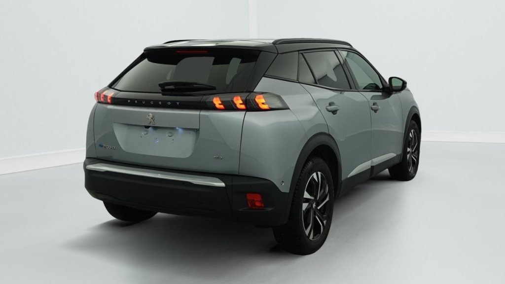 PEUGEOT 2008 136 ch GT - ref: 1-357811 - Photo 7