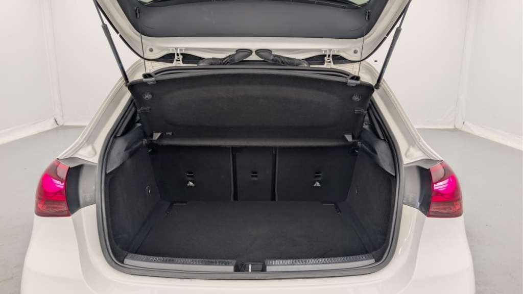 MERCEDES Classe A 180 7G-DCT AMG LINE - ref: 1-357911 - Photo 11