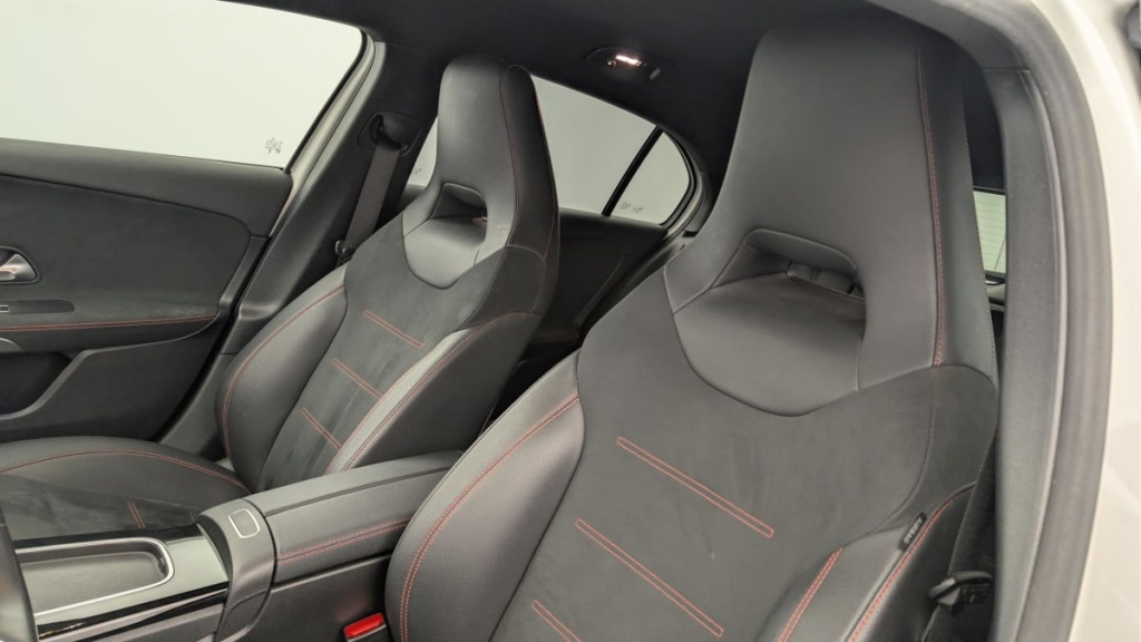 MERCEDES Classe A 180 7G-DCT AMG LINE - ref: 1-357911 - Photo 16