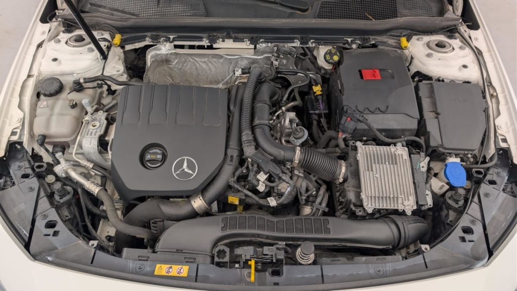 MERCEDES Classe A 180 7G-DCT AMG LINE - ref: 1-357911 - Photo 20