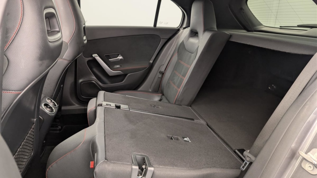 MERCEDES Classe A 200 7G-DCT AMG LINE - ref: 1-357921 - Photo 12