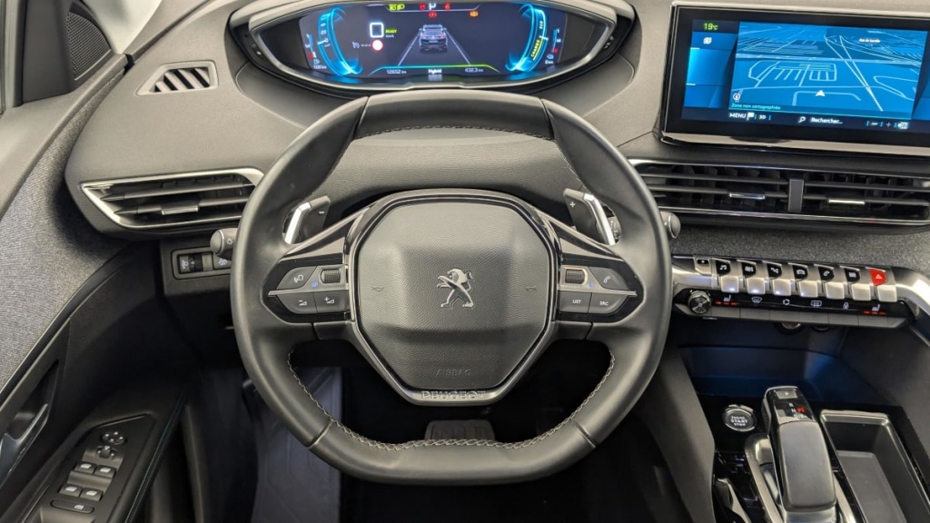 PEUGEOT 3008 Hybrid 225 e-EAT8 Allure Pack - ref: 1-357961 - Photo 14