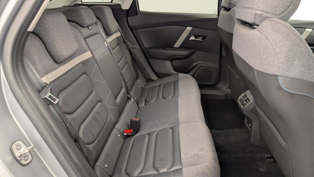 CITROEN C4 PureTech 130 S S BVM6 Shine - ref: 1-357981 - Photo 10