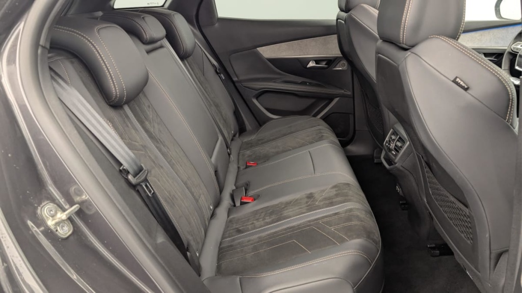 PEUGEOT 3008 Hybrid 225 e-EAT8 GT Pack - ref: 1-357986 - Photo 10