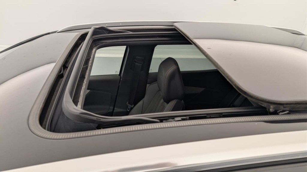 PEUGEOT 3008 Hybrid 225 e-EAT8 GT Pack - ref: 1-357988 - Photo 19