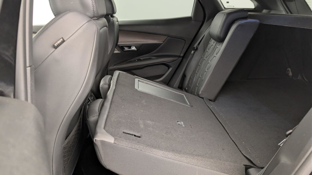 PEUGEOT 3008 Hybrid4 300 e-EAT8 GT Pack - ref: 1-358246 - Photo 11