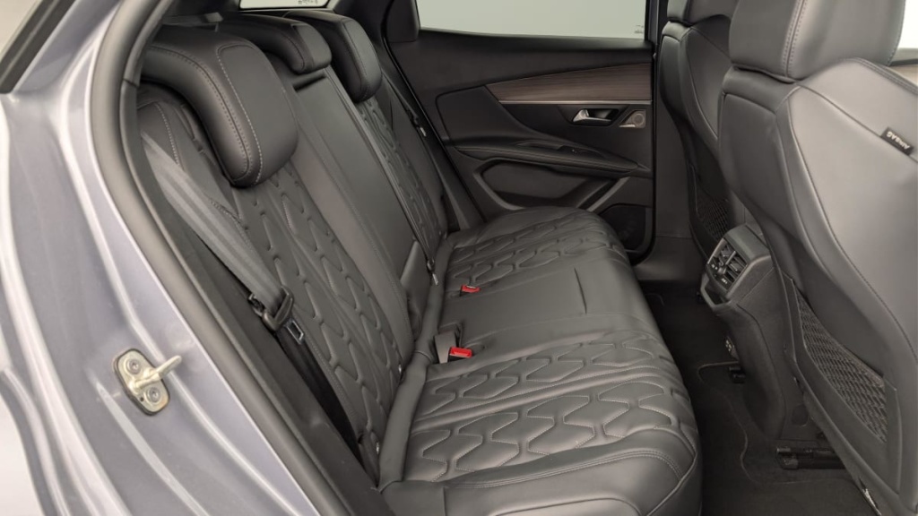 PEUGEOT 3008 Hybrid4 300 e-EAT8 GT Pack - ref: 1-358247 - Photo 10