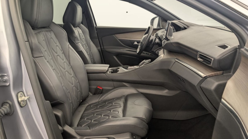 PEUGEOT 3008 Hybrid4 300 e-EAT8 GT Pack - ref: 1-358249 - Photo 9